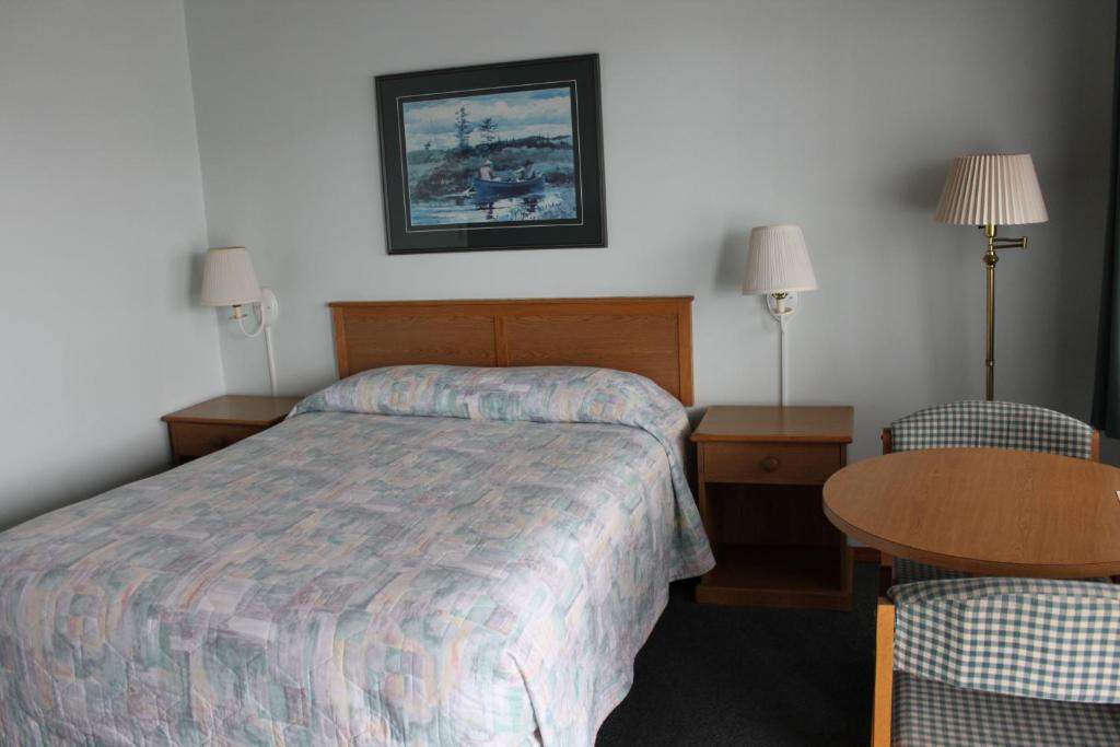 גולד ביץ' Azalea Lodge חדר תמונה
