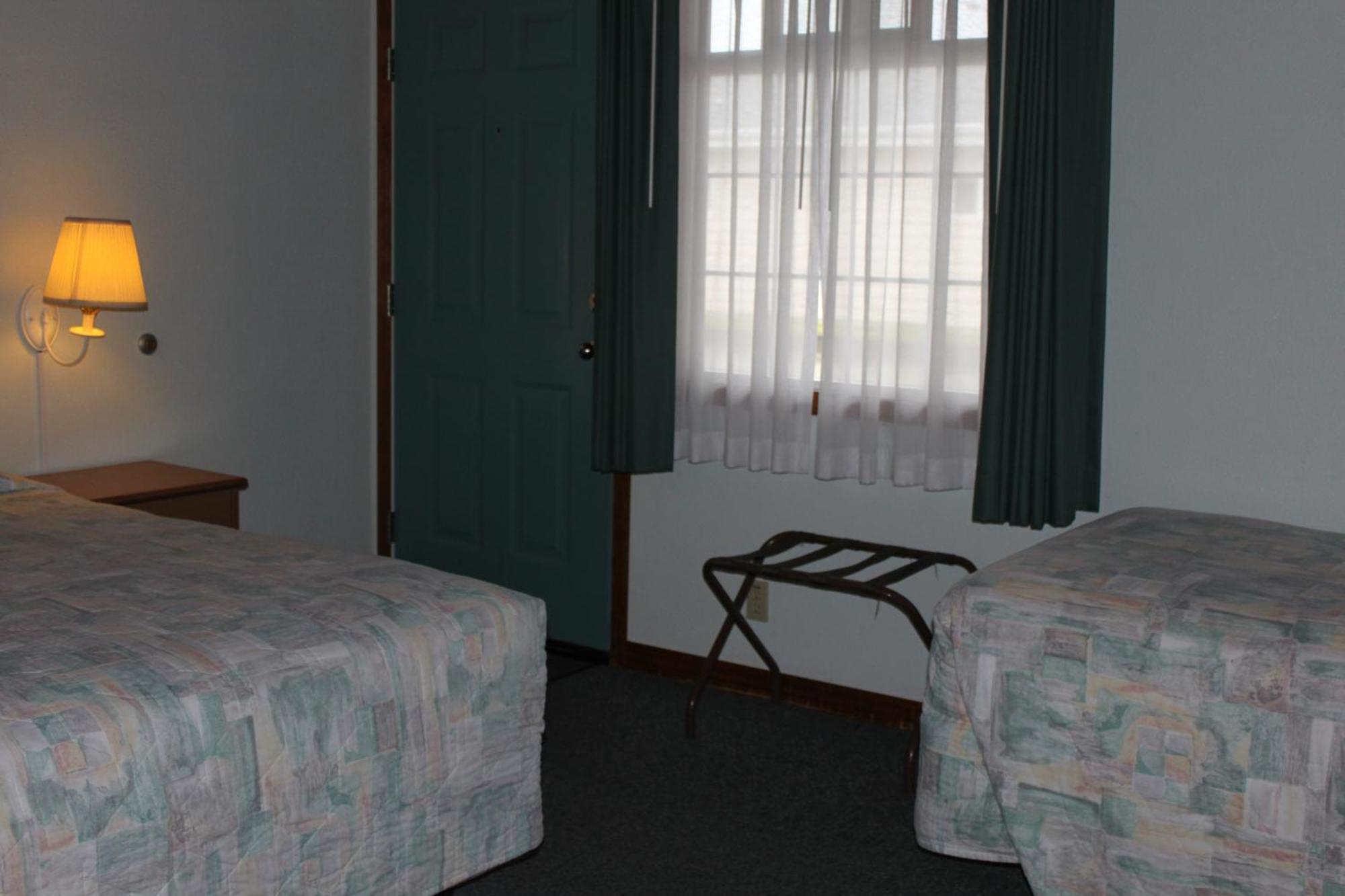 גולד ביץ' Azalea Lodge מראה חיצוני תמונה