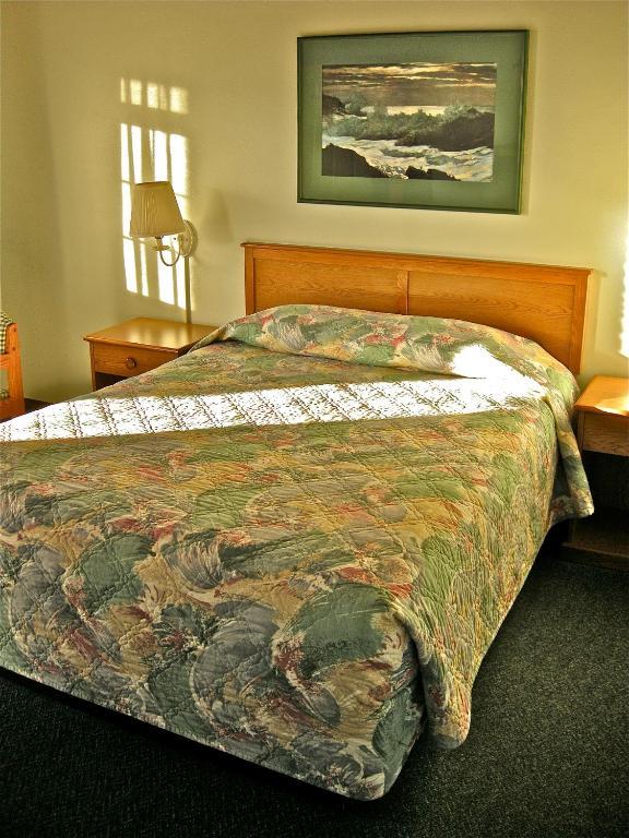 גולד ביץ' Azalea Lodge מראה חיצוני תמונה